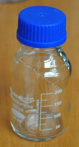 Labor üveg műanyag  kupakkal  250ml pp csavaros kupak 10 db/cs. 215-1593 GL45